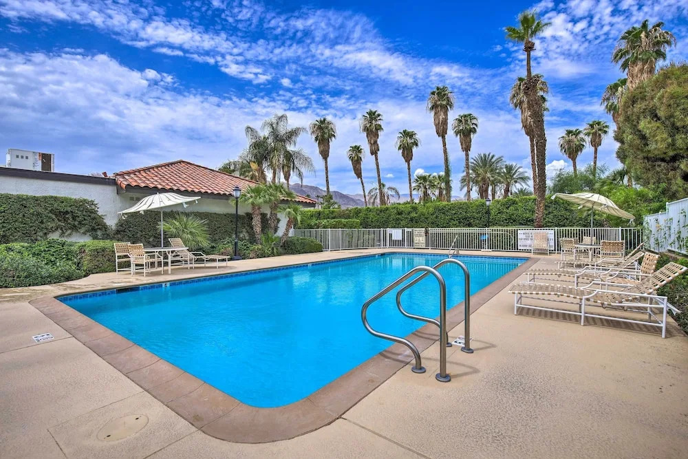 Rancho Mirage Condo on Fairway w/ Resort Amenities