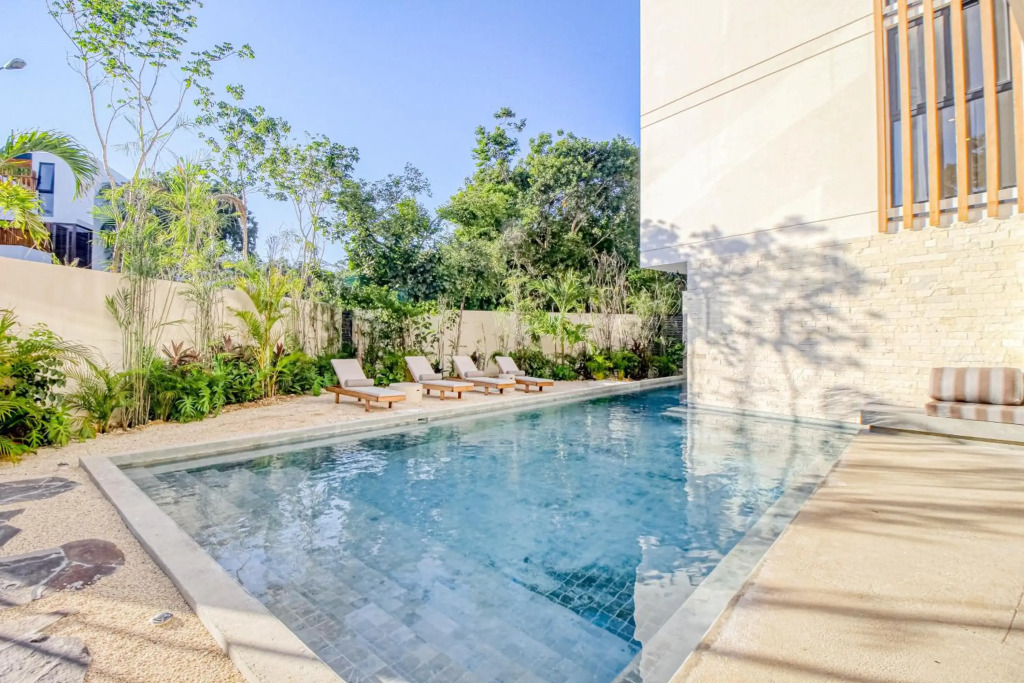 Pure Tulum 303