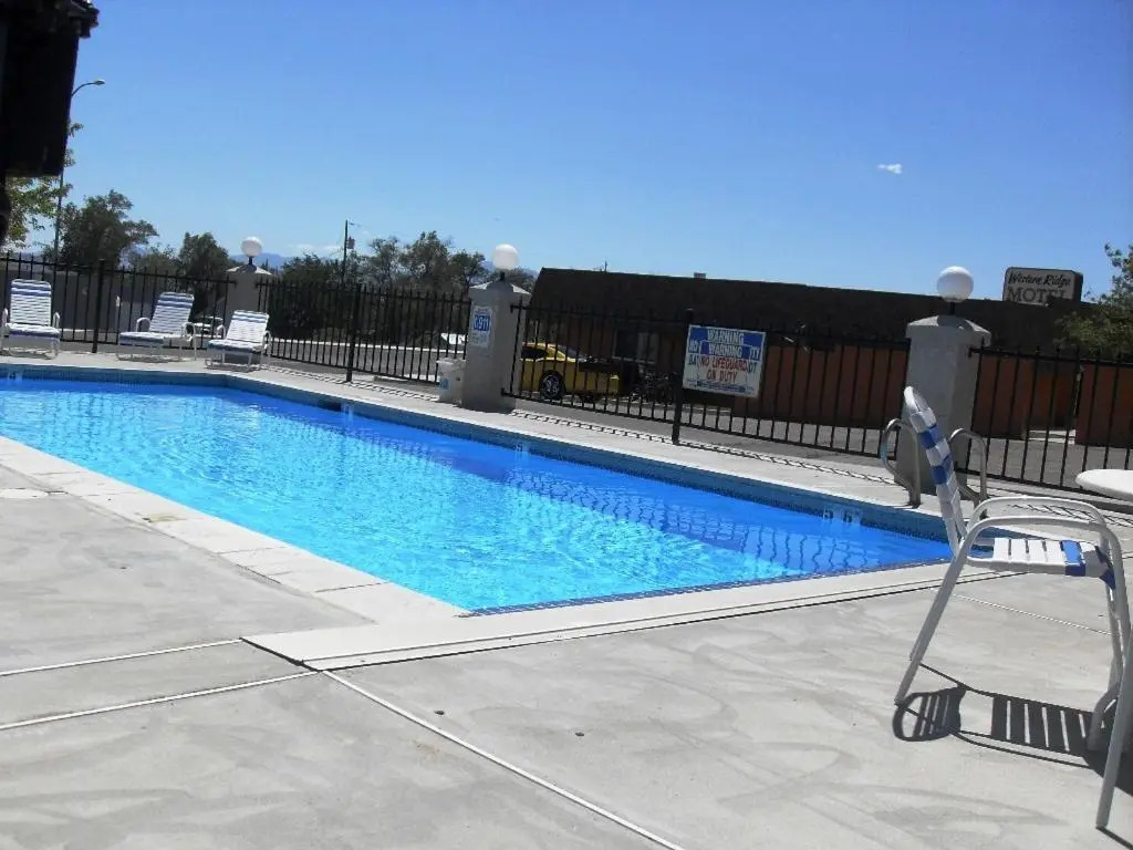 Western Ridge Motel