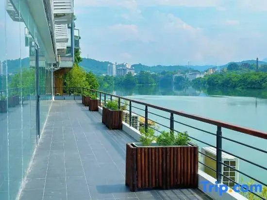 Qingyin Hotel