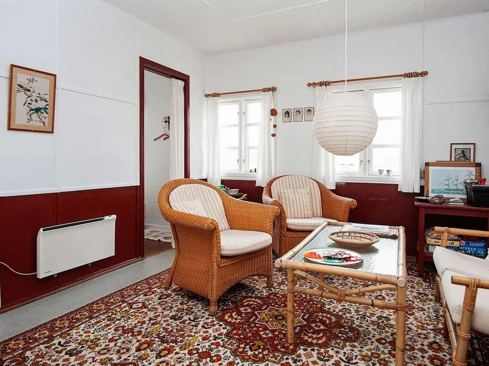 Serene Holiday Home in FanÃ¸ near Sea