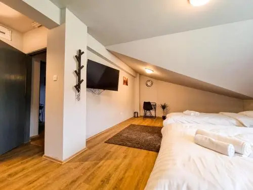 XXL Rooms Osijek