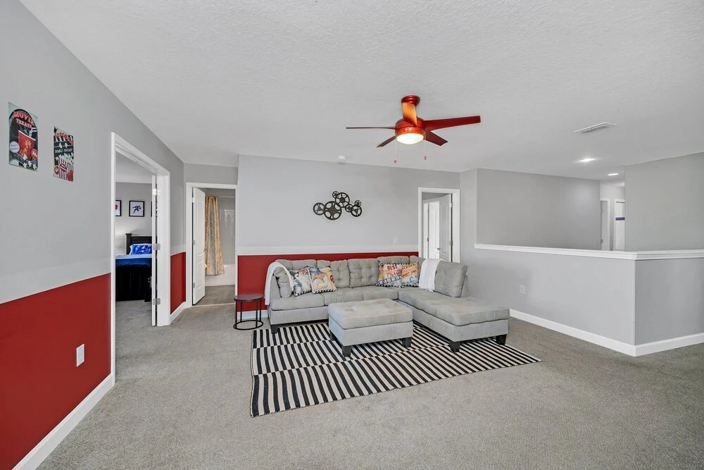 Spacious Home Near Disney