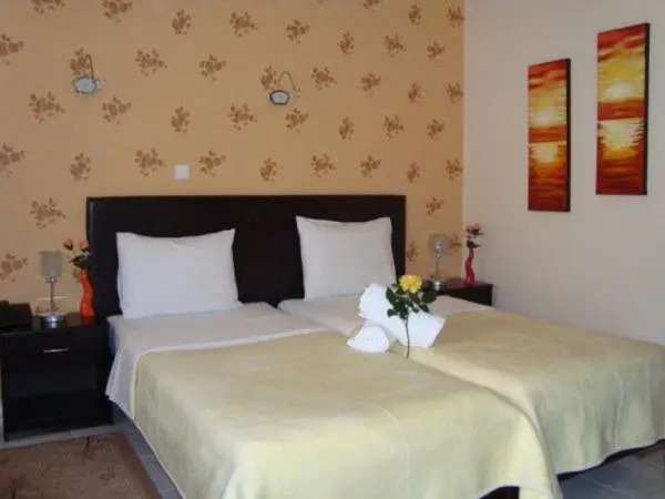 Enastron Hotel