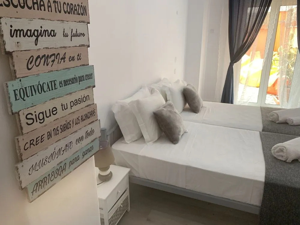 Santo Amaro Guest House