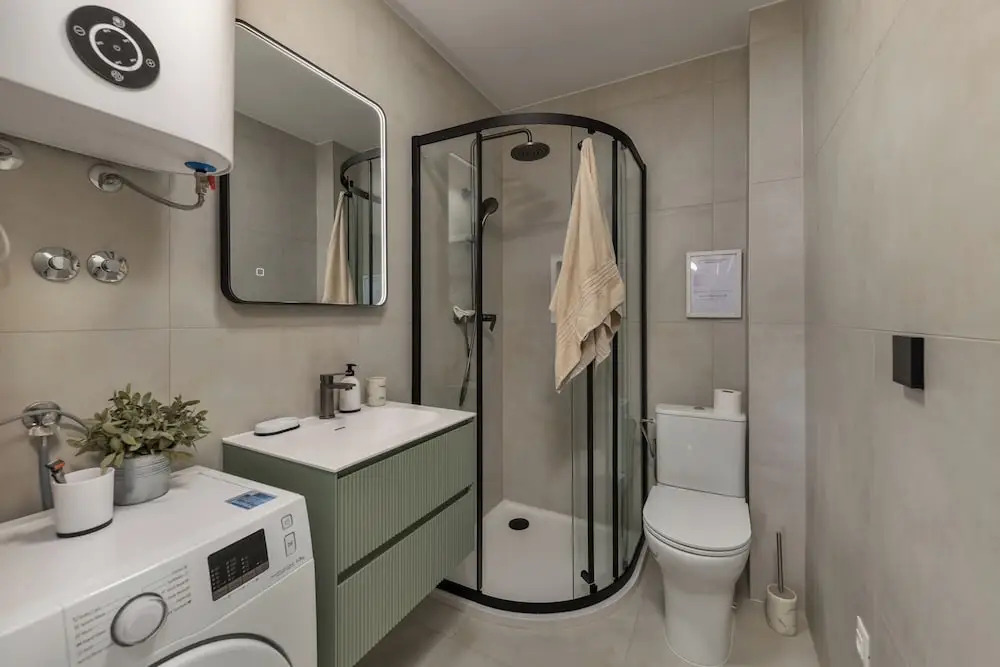 Holiday Home Seafront Escape