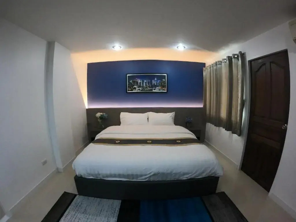 Poonsuk Place Hotel