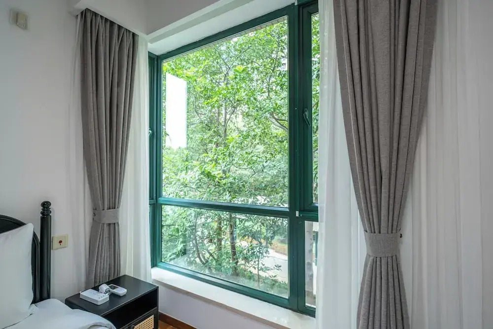 Tyms 2BR APT Lujiazui Renheng Riverside