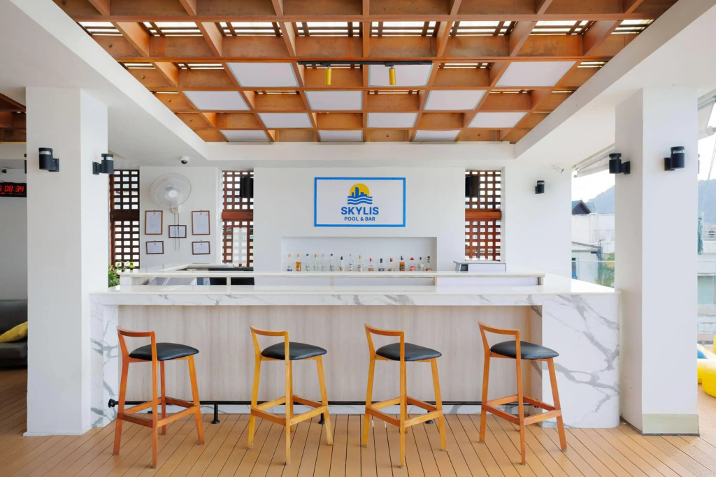 Days Inn by Wyndham Patong Beach