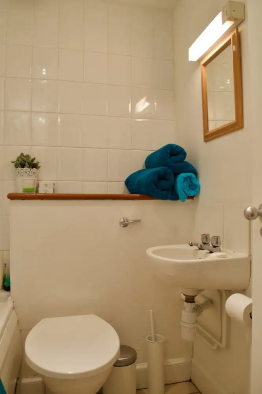 2 Bedroom Apartment In Pleasance