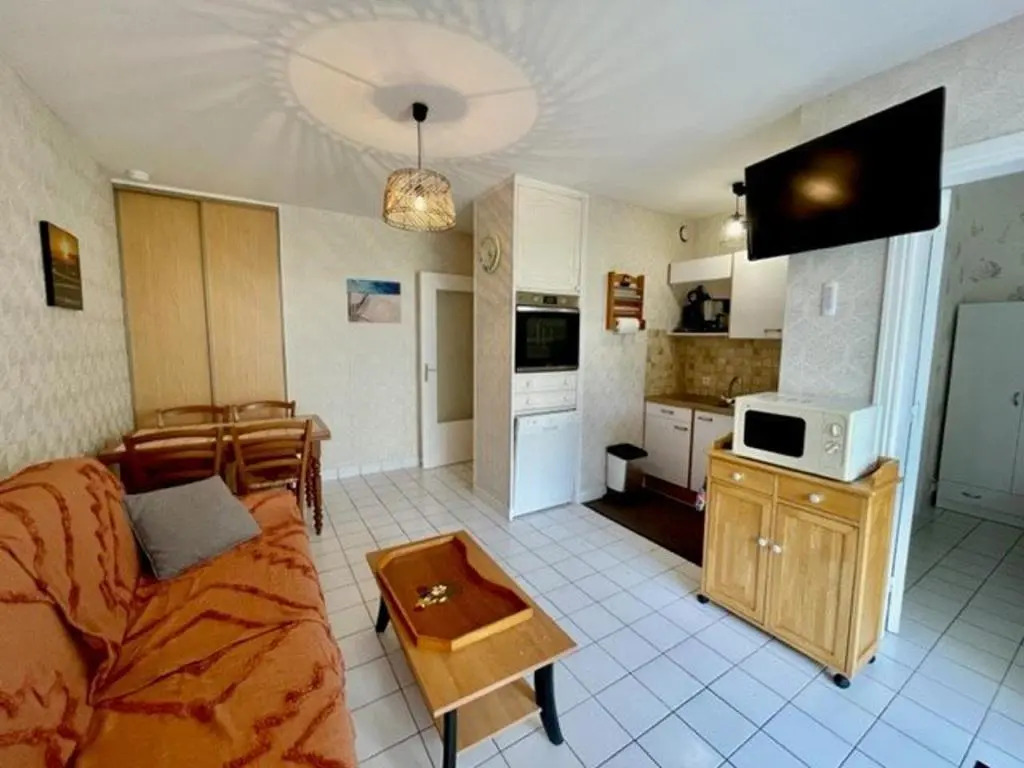 Appartement Quiberon, 2 Pièces, 4 Personnes - Fr-1-478-102