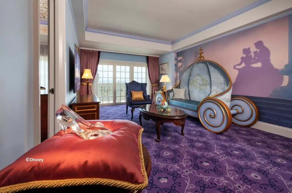 Hong Kong Disneyland Hotel