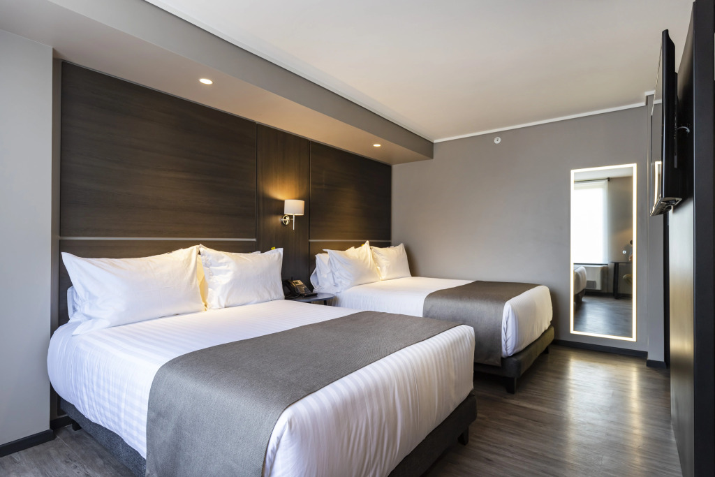 Ola Santiago Providencia, Tapestry Collection by Hilton