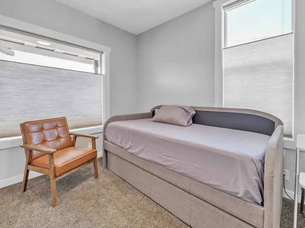 Next Door To Roundup & Town! 3 Bedroom Residence by RedAwning