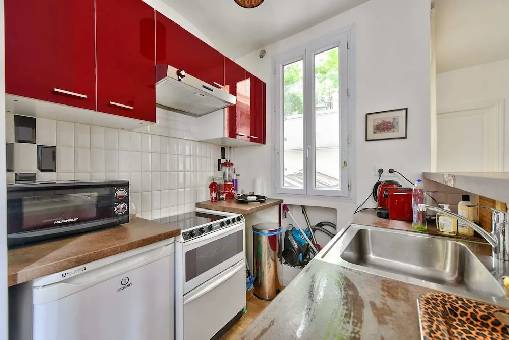 Superb Apartment at the Foot of the Sacré-coeur