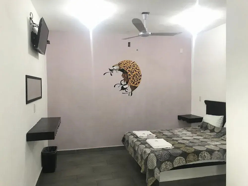HOTEL LOS PINOS CENTRO