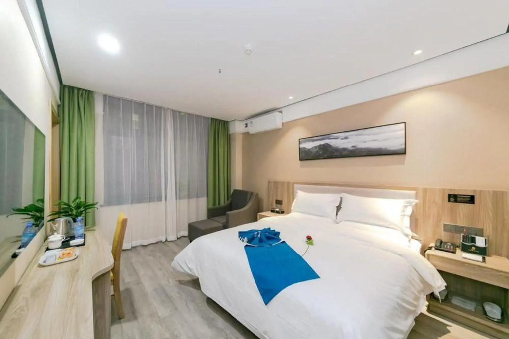 Belt Hotel