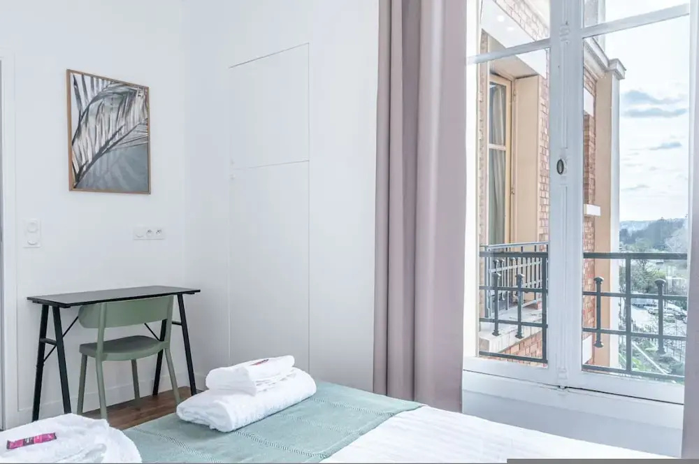 Lavie Maison the Spacious