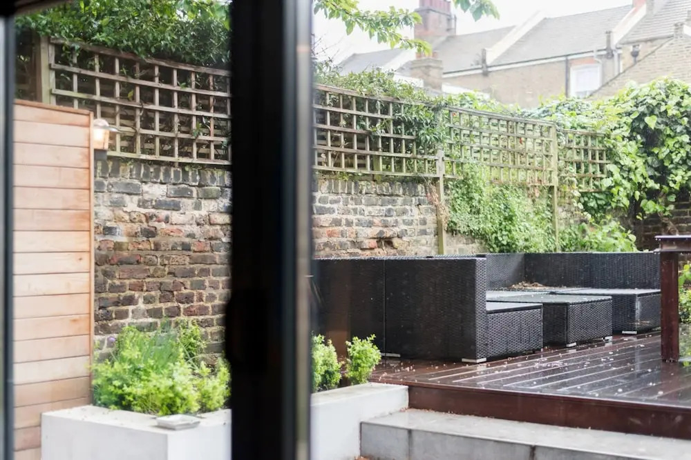 Garden Flat in Fulham Earls Court