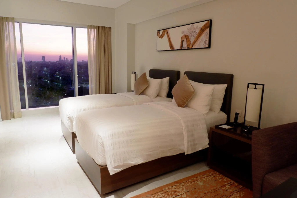 Oakwood Hotel & Residence Surabaya
