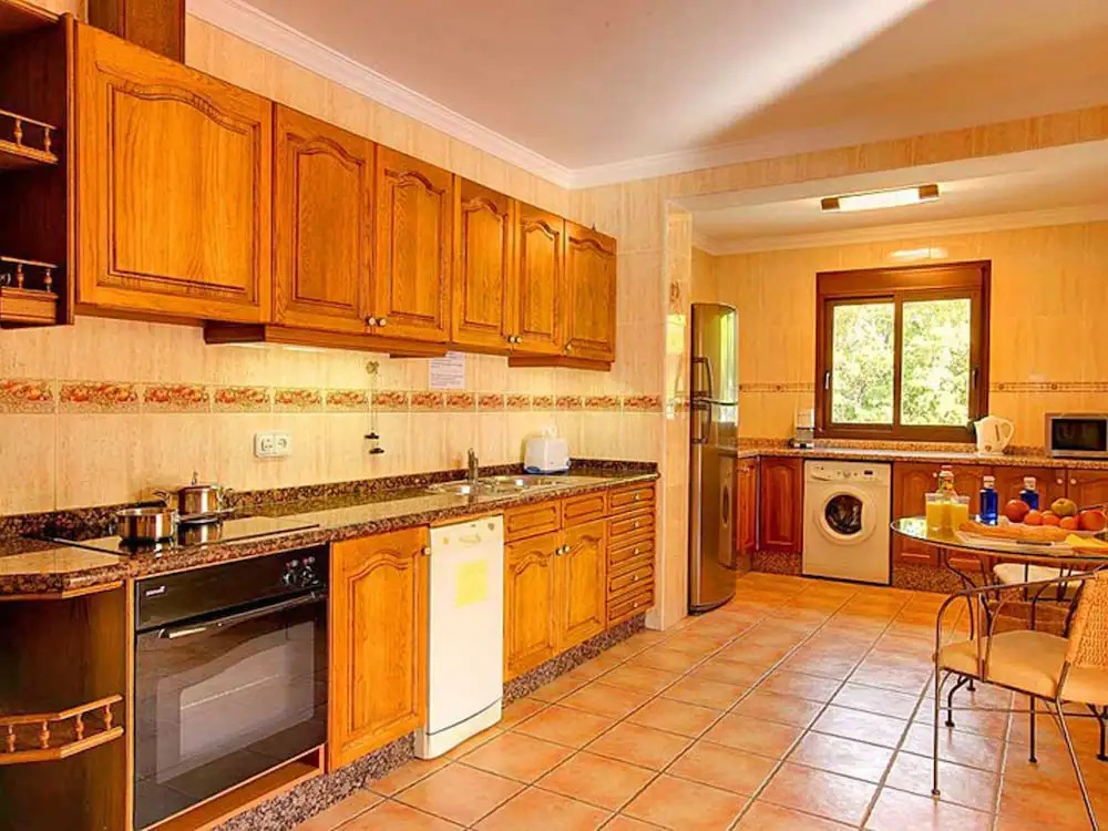 Tranquil Mansion in Santa Eulària des Riu With Swimming Pool