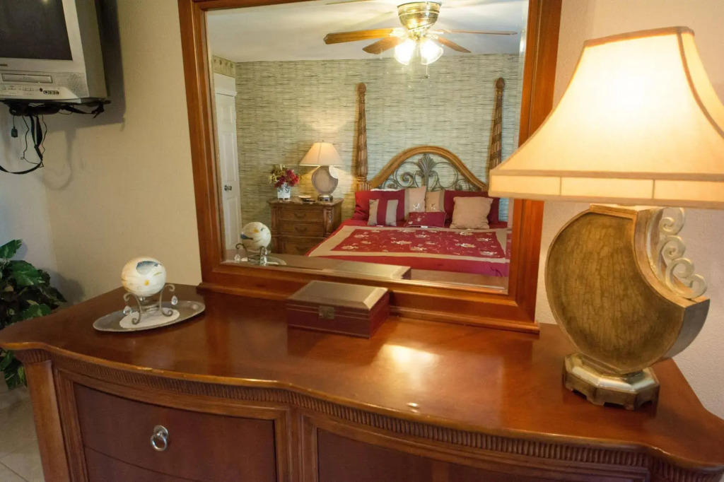 Camelot Beach Suites
