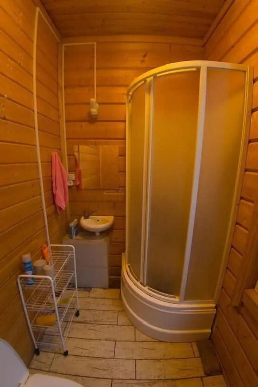 Friday Wood Hostel