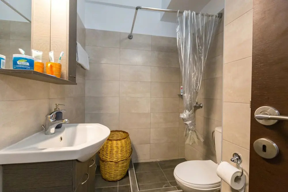 Apartment at Metaxourgio 1 bed 2 pers