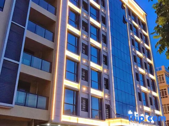 Zhongzhisheng Hotel (Zhaoqing East Railway Station Dinghushan Scenic Area)