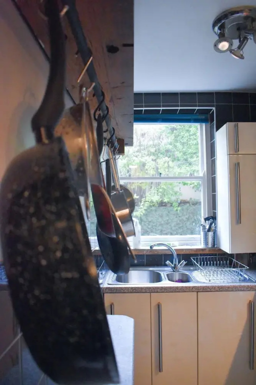 Bright and Cosy 1 Bedroom Flat near the Train Station