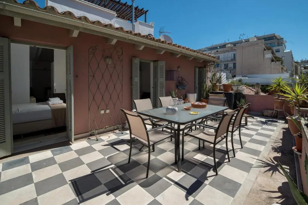 Apollonas Luxurious Apartments