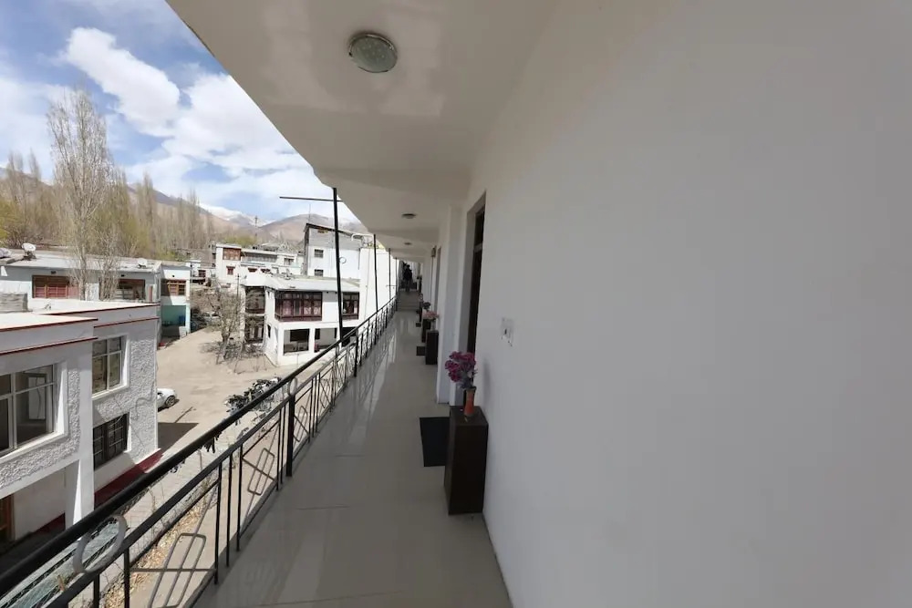 Hotel Jan Palace