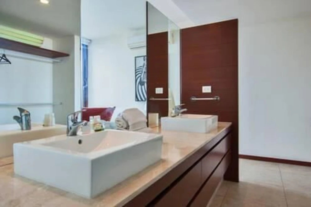 Borneo 106 Alamar - 3 Br Apts