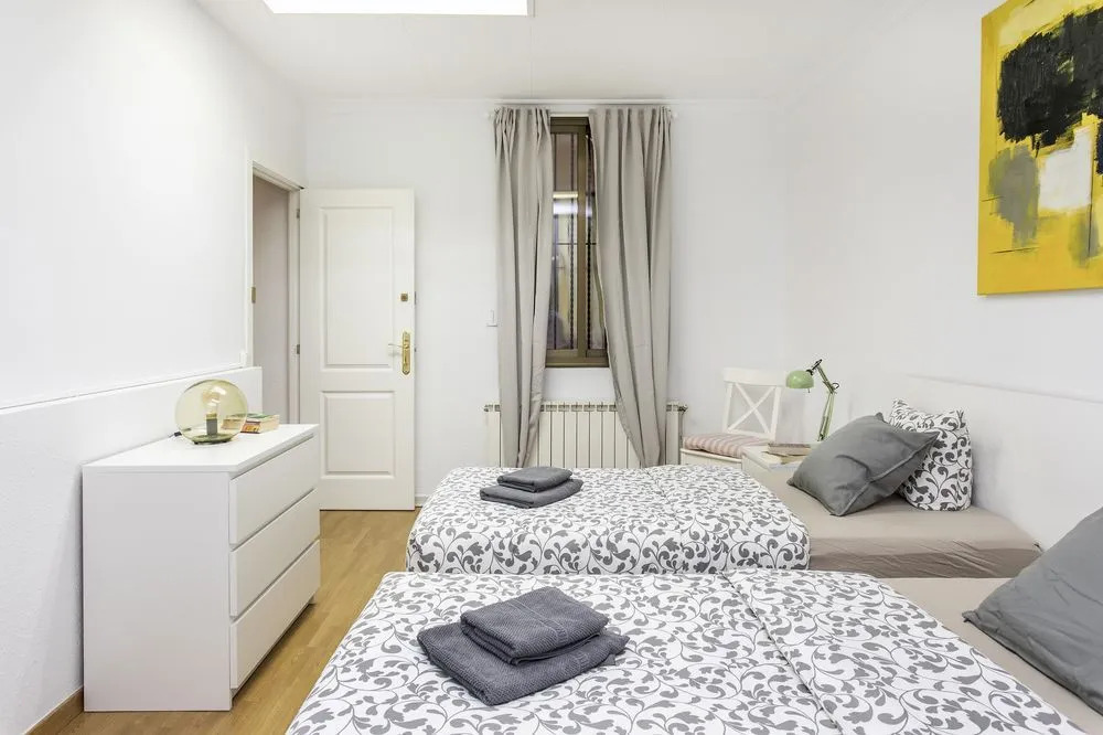 Stunning Apartment Bruc