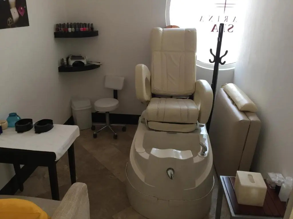 Bay View Grand Marina 1605 Sur