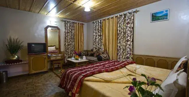 Hotel New River West Manali