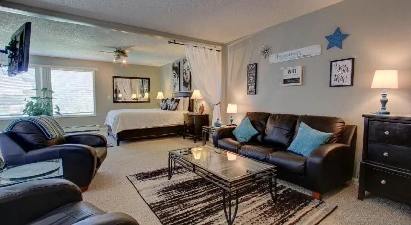 Anchorage Uptown Suites-Condos