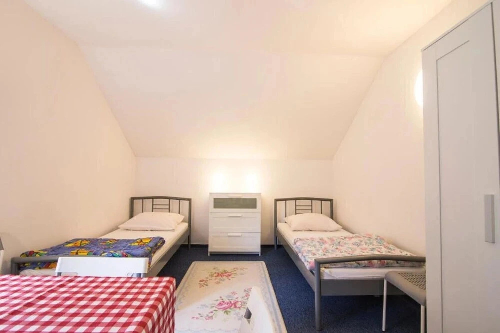 Large Holiday Home With a Garden, Lubiatowo
