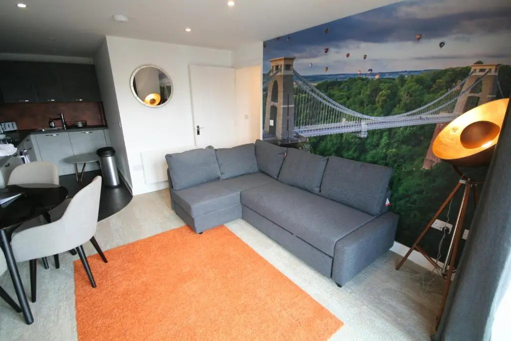 Your Apartment Brunel Loft - No.2