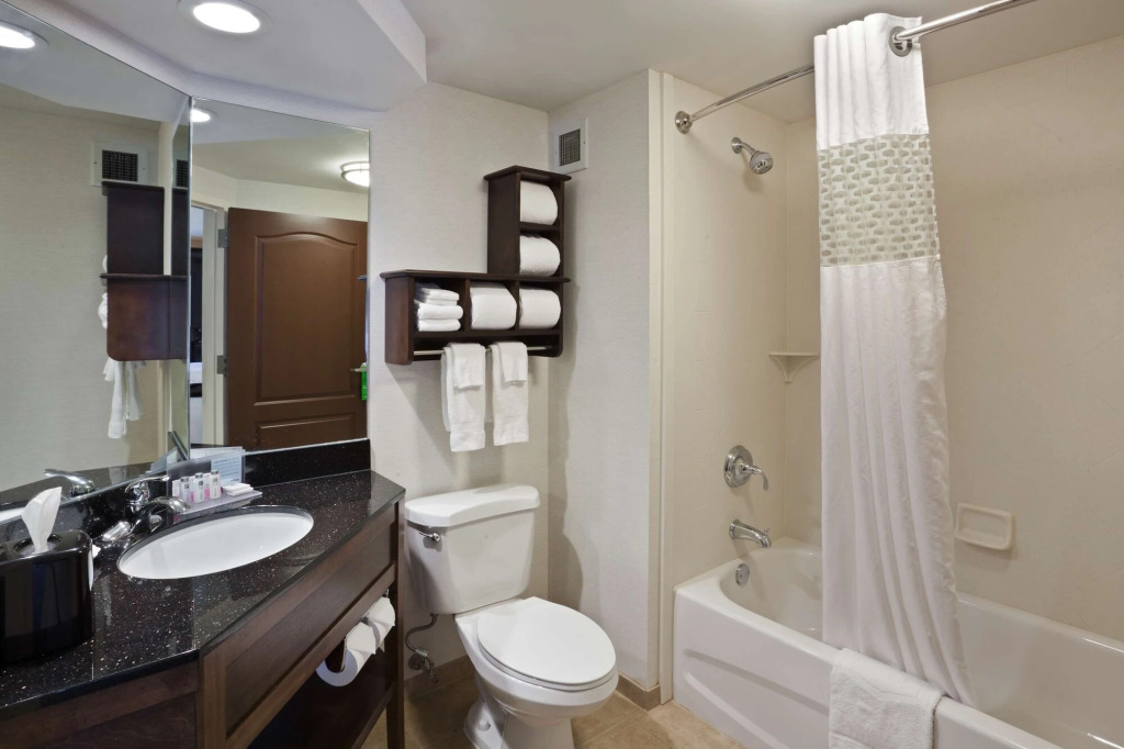 Hampton Inn
