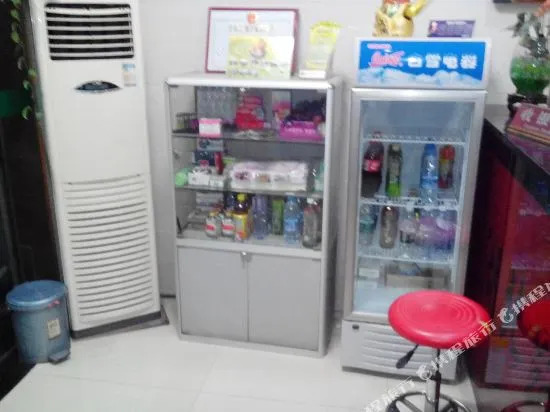 Hubei Road Guest House