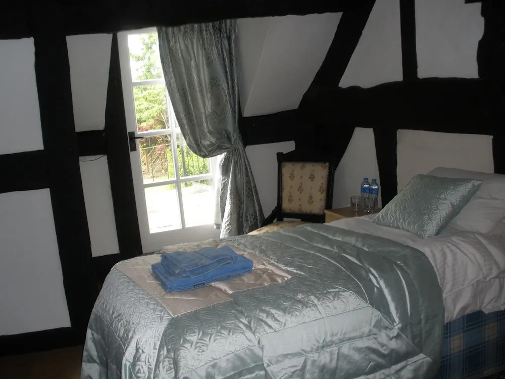 The Old House B&B