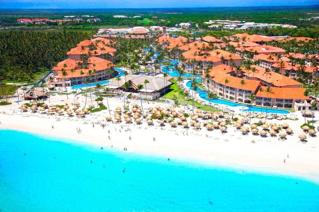 Majestic Elegance Punta Cana Family Section