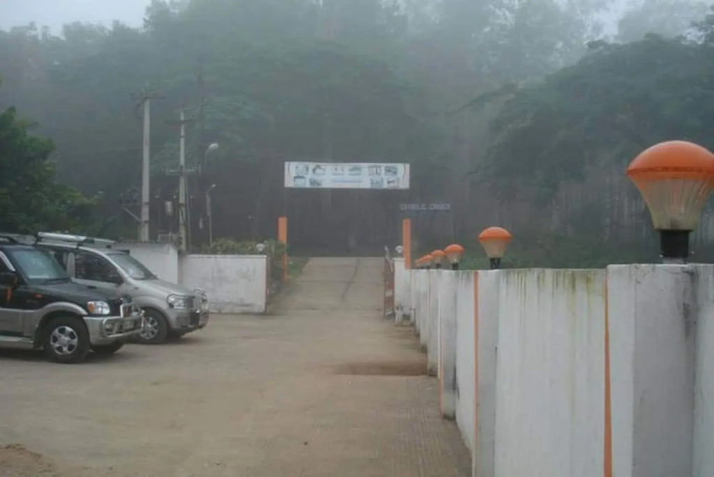 Hotel Vashishta