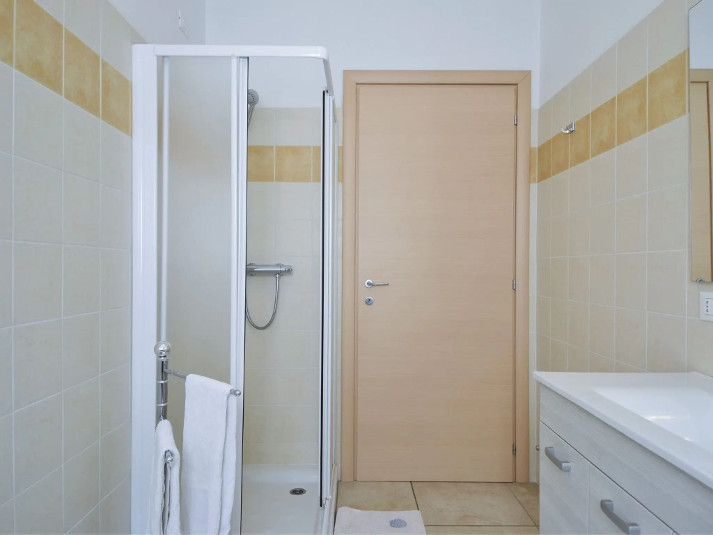 Snug apartment in Dervio with balcony or terrace