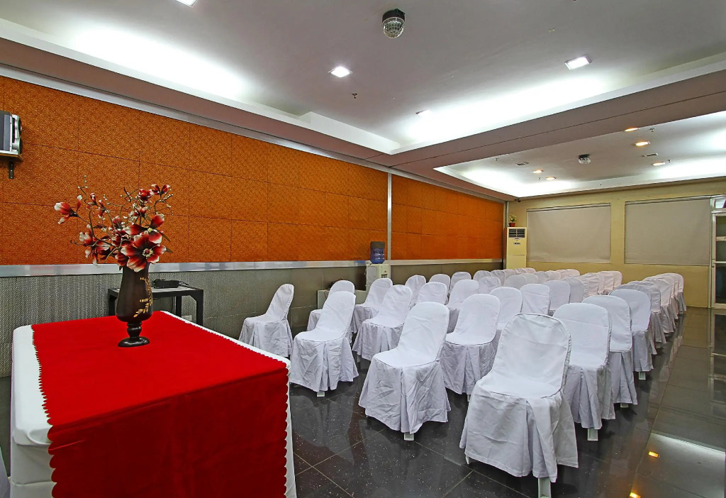 Andy Hotel
