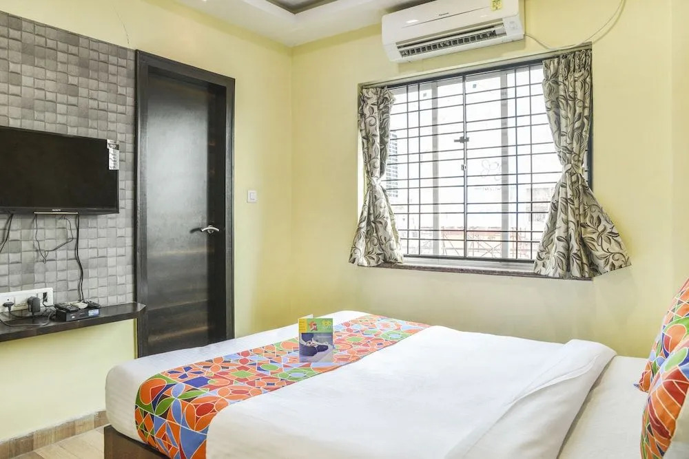 FabHotel Royal Height