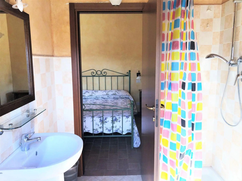 Timeless Holiday Home in Apecchio with Garden