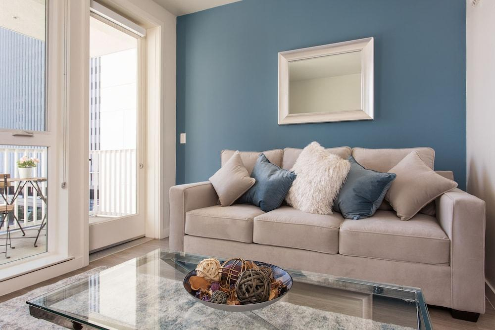 Brand New Downtown La Luxury Apartment