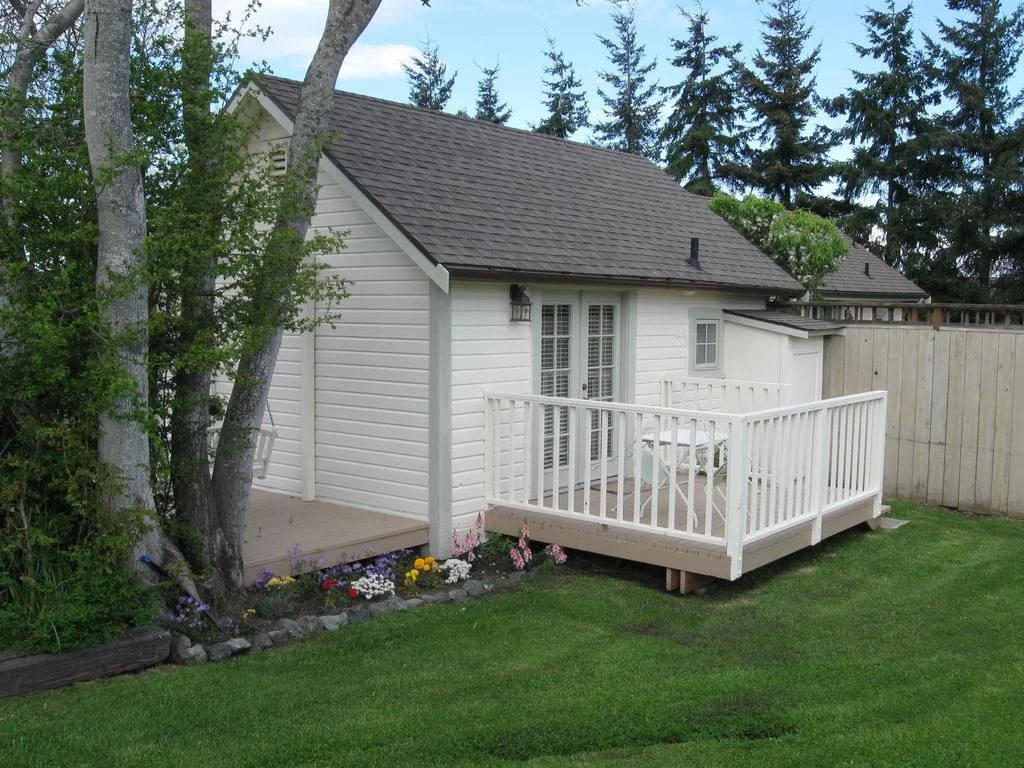 Garden Isle Guest Cottages